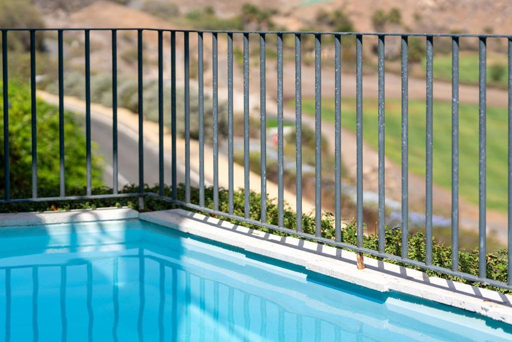 Villa Mit Pool Los Lagos 16 Salobre  Eksteriør bilde