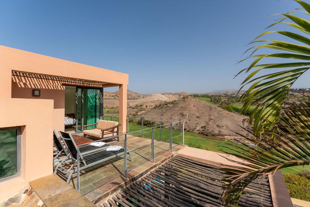 Villa Mit Pool Los Lagos 16 Salobre  Eksteriør bilde