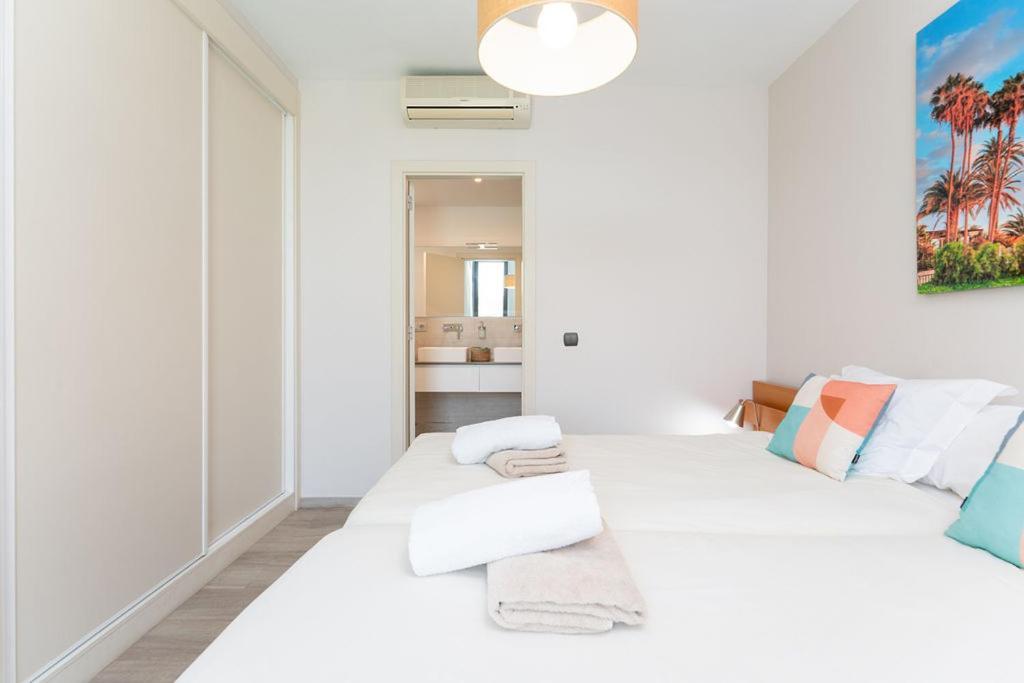 Villa Mit Pool Los Lagos 16 Salobre  Eksteriør bilde
