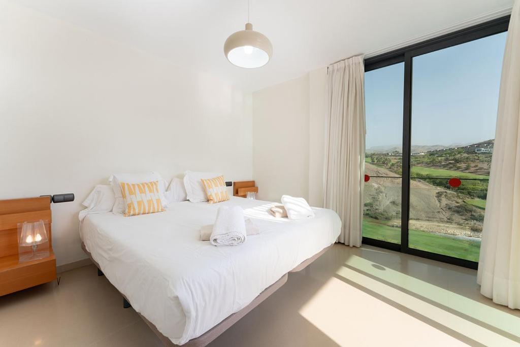 Villa Mit Pool Los Lagos 16 Salobre  Eksteriør bilde