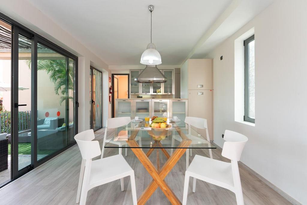 Villa Mit Pool Los Lagos 16 Salobre  Eksteriør bilde